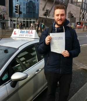 Very well done to Daryl for passing his driving test this morning with only a few faults. Well deserved Daryl, I´m sure you´ll be a great driver and enjoy freedom in your Fiesta!